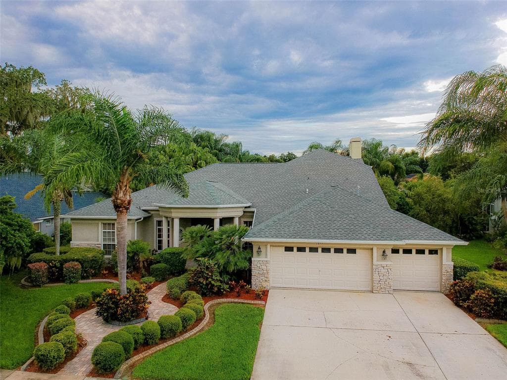 2853 LAKE MICHAELA BOULEVARD VALRICO, FL 33596
