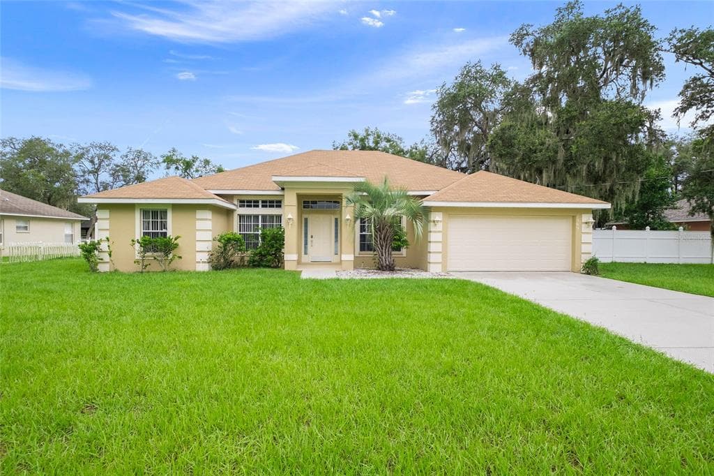 7569 LANDMARK DRIVE SPRING HILL, FL 34606