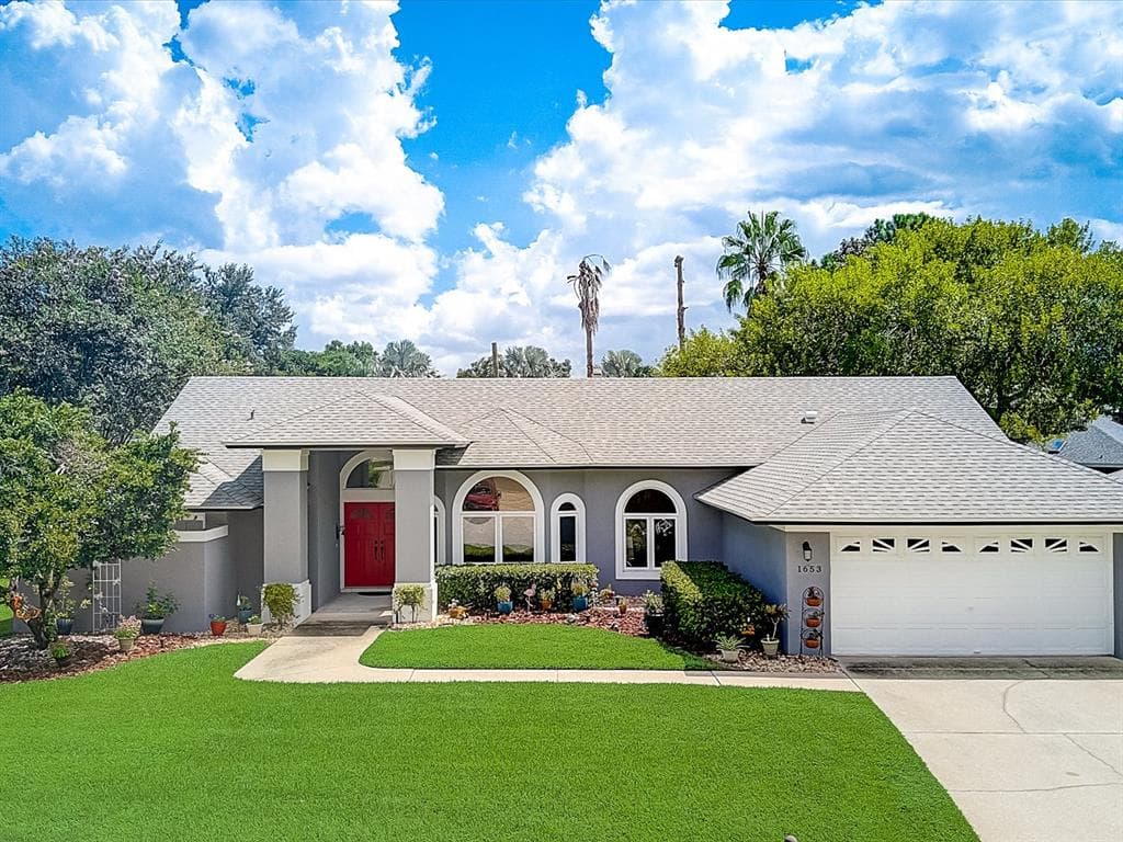 1653 BEAR CROSSING CIRCLE