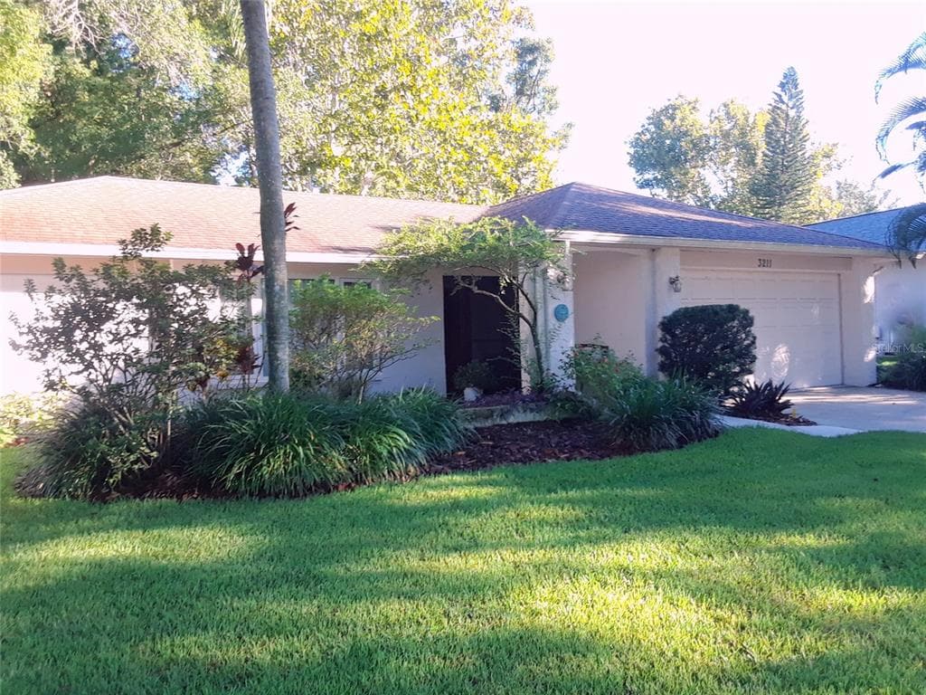 3211 MACGREGOR DRIVE PALM HARBOR, FL 34684