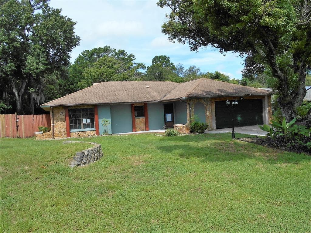 3219 LEMA DRIVE SPRING HILL, FL 34609