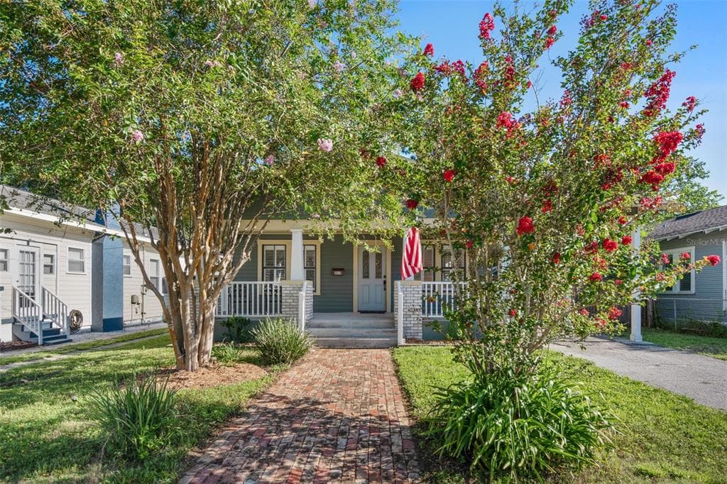 313 W CHELSEA STREET TAMPA, FL 33603