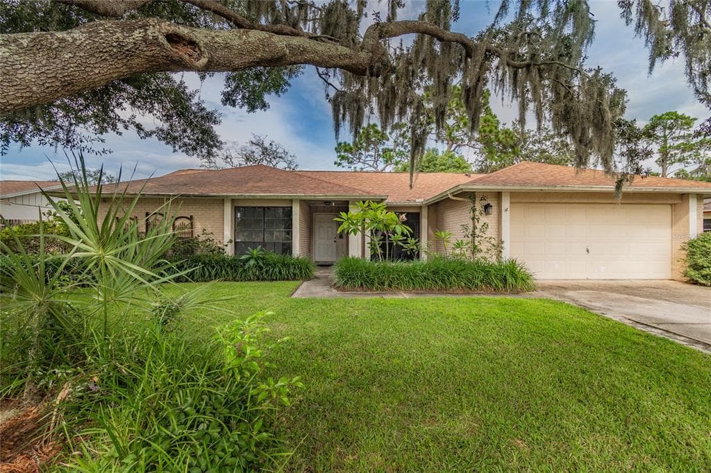 3908 SANTEE WAY VALRICO, FL 33596