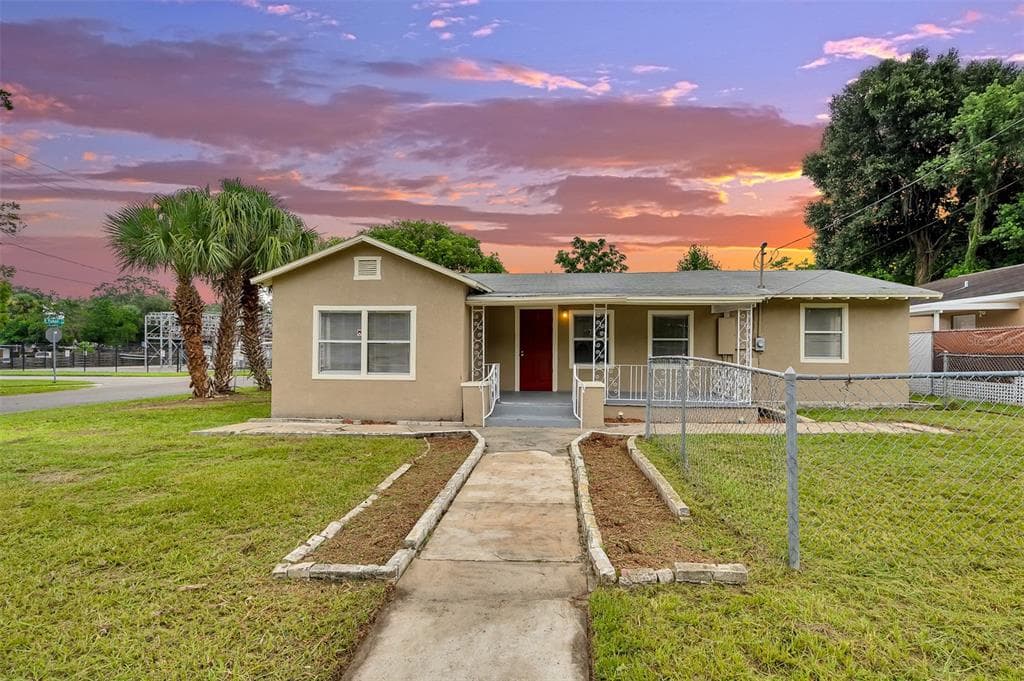 8523 N MULBERRY STREET TAMPA, FL 33604