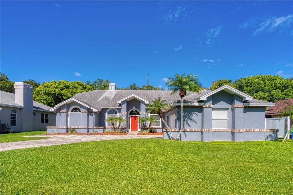 10442 LONGWOOD DRIVE