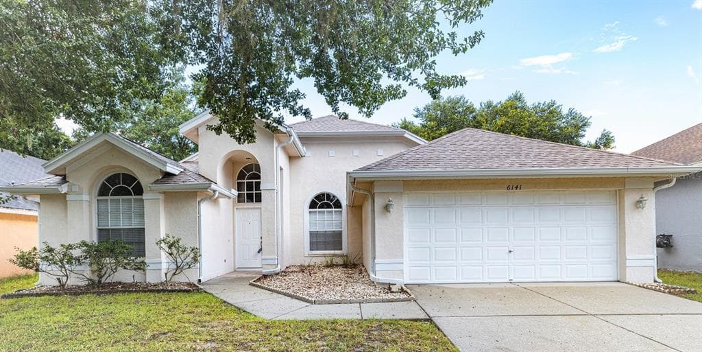 6141 WEATHERWOOD CIRCLE WESLEY CHAPEL, FL 33545