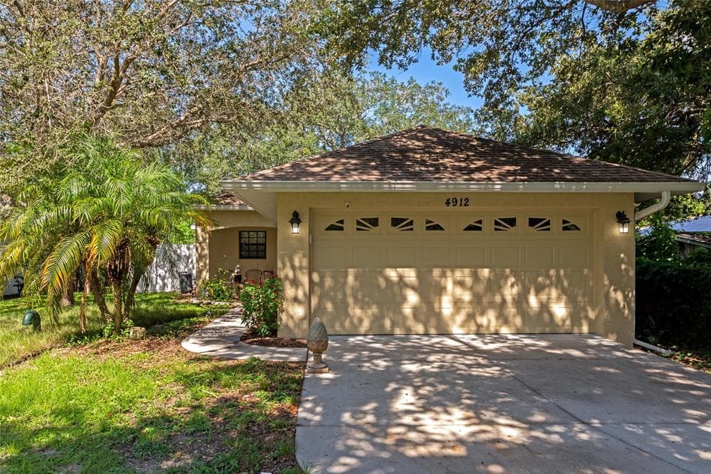 4912 NUTMEG AVENUE SARASOTA, FL 34231