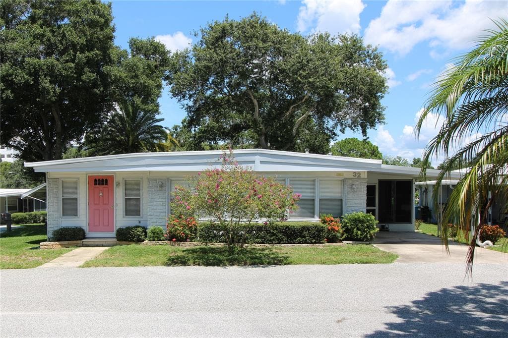 32 DOGWOOD COURT UNIT 2 SAFETY HARBOR, FL 34695