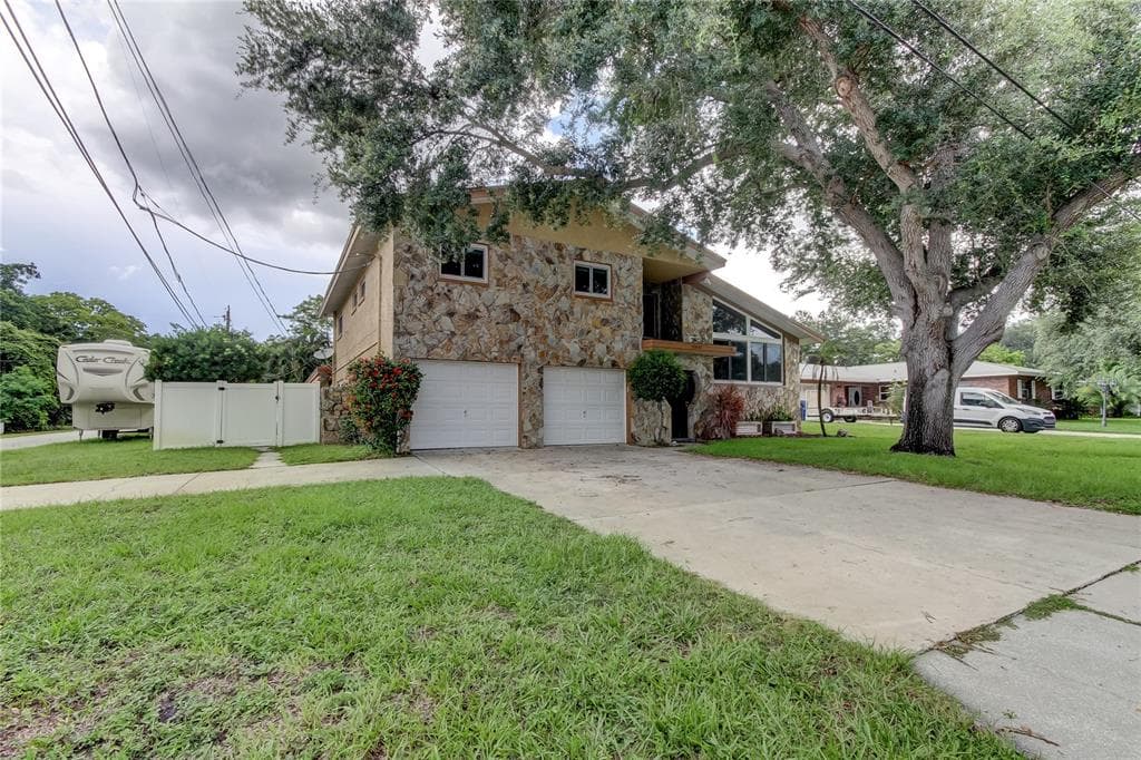 10841 47TH AVENUE N ST PETERSBURG, FL 33708
