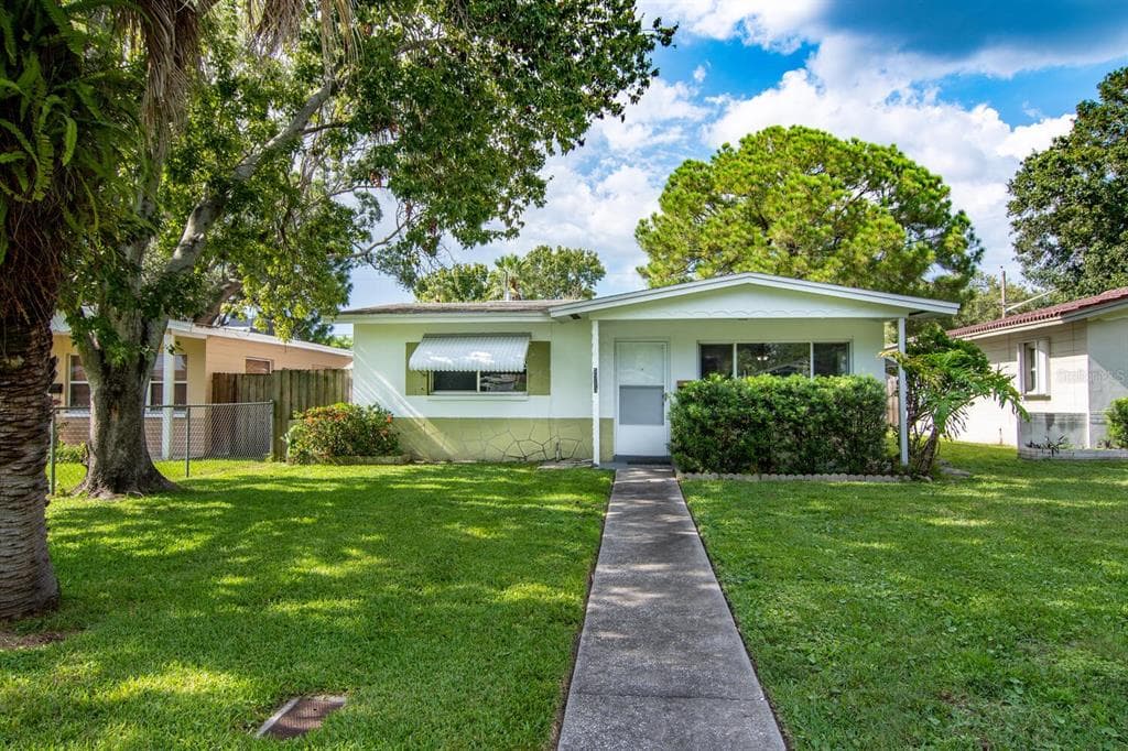 5713 16TH AVENUE N ST PETERSBURG, FL 33710