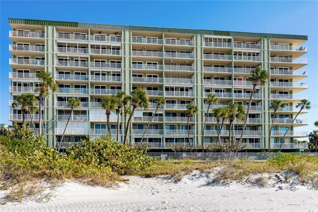 20000 GULF BOULEVARD UNIT 1001 INDIAN SHORES, FL 33785