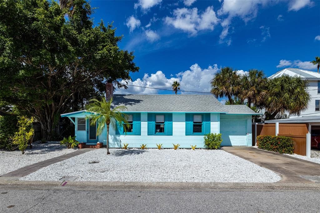 130 E BAY DRIVE TREASURE ISLAND, FL 33706