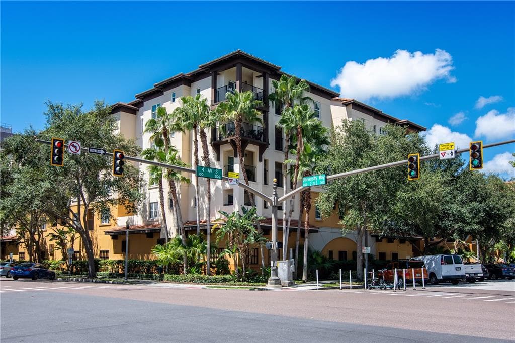 200 4TH AVENUE S UNIT 317 ST PETERSBURG, FL 33701