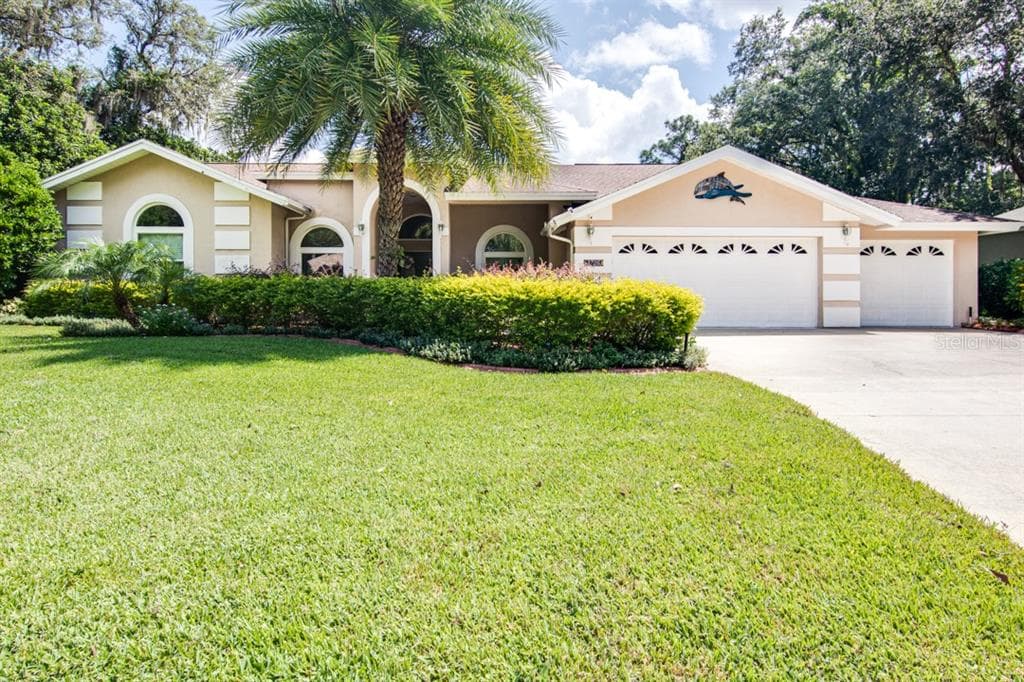 2706 BARRET AVENUE UNIT 2706 PLANT CITY, FL 33566