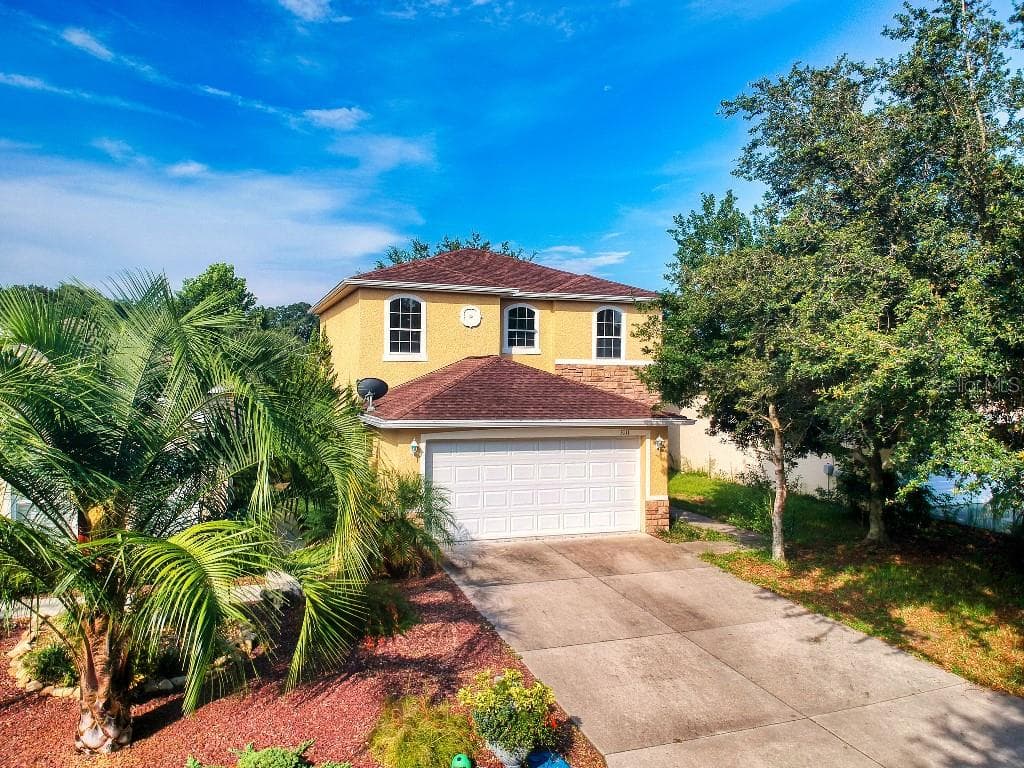 5111 NE 122ND BOULEVARD OXFORD, FL 34484