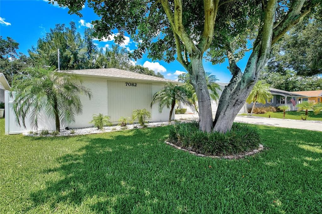 7082 64TH WAY N PINELLAS PARK, FL 33781