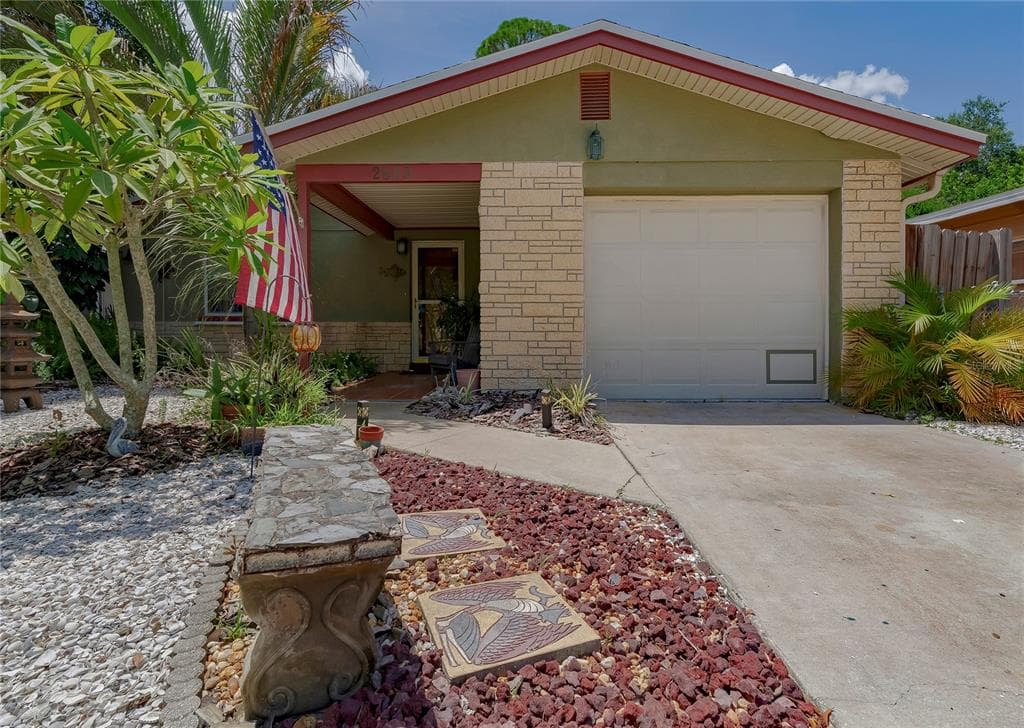 2623 44TH STREET S GULFPORT, FL 33711