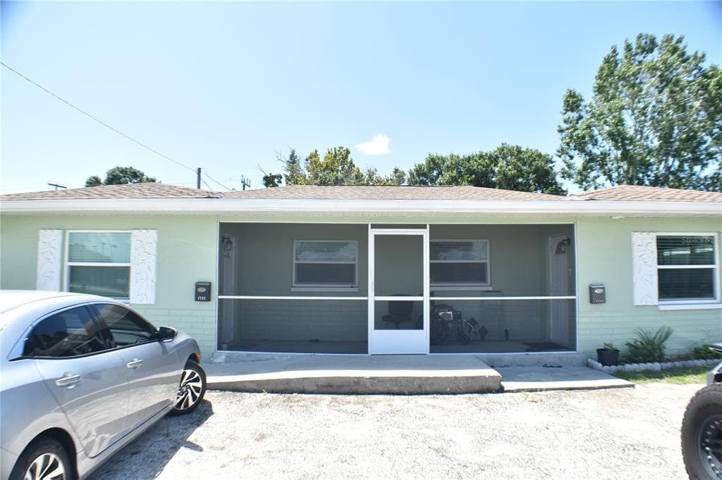 1142 62ND AVENUE N ST PETERSBURG, FL 33702