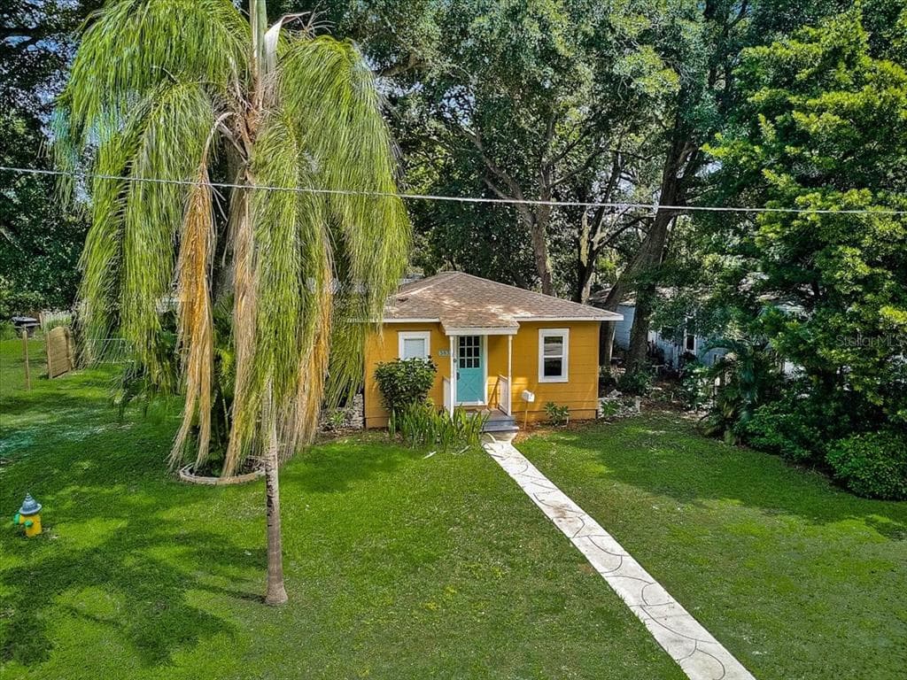 3831 6TH AVENUE N ST PETERSBURG, FL 33713