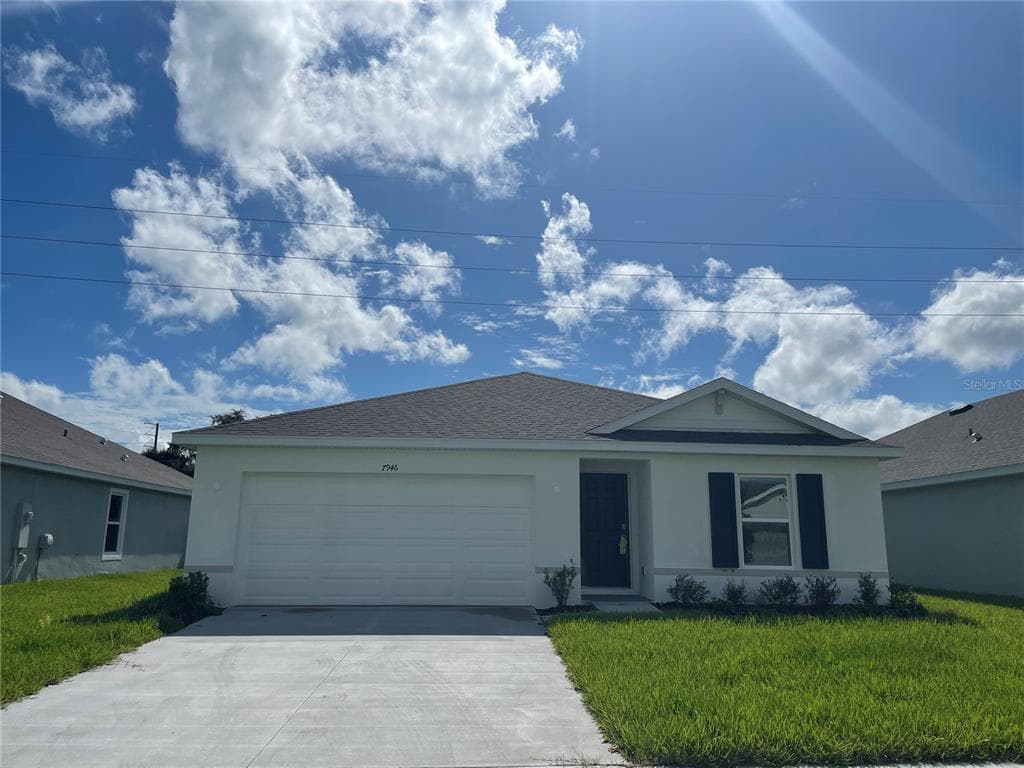 7946 BROAD POINTE DRIVE ZEPHYRHILLS, FL 33540