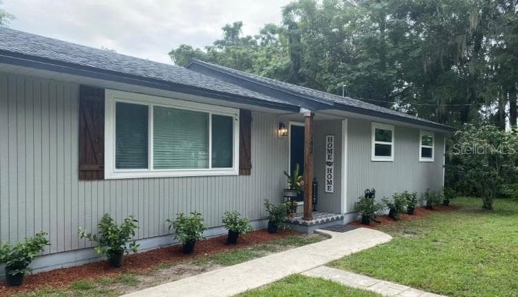 243 E BAY AVENUE LONGWOOD, FL 32750