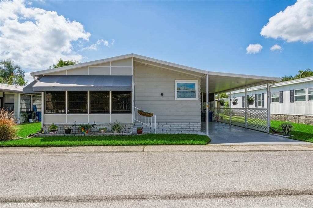416 DOLPHIN DRIVE S OLDSMAR, FL 34677