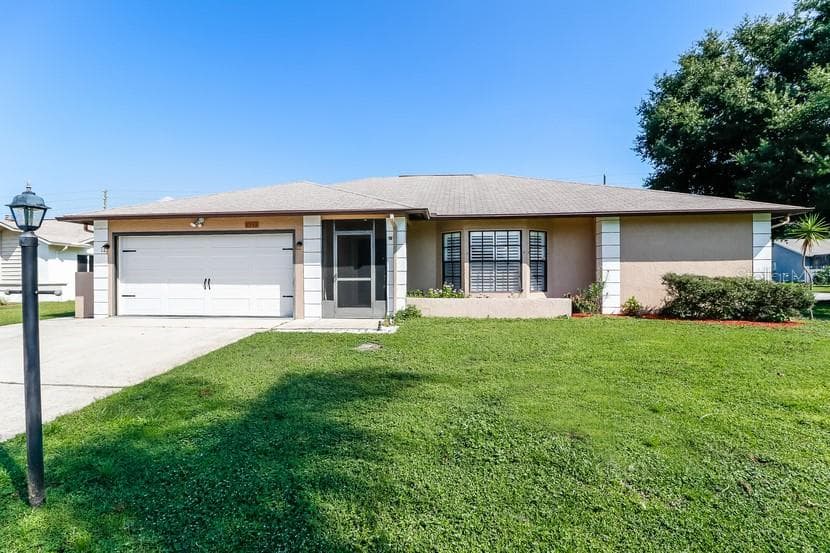 8533 GUM TREE AVENUE NEW PORT RICHEY, FL 34653