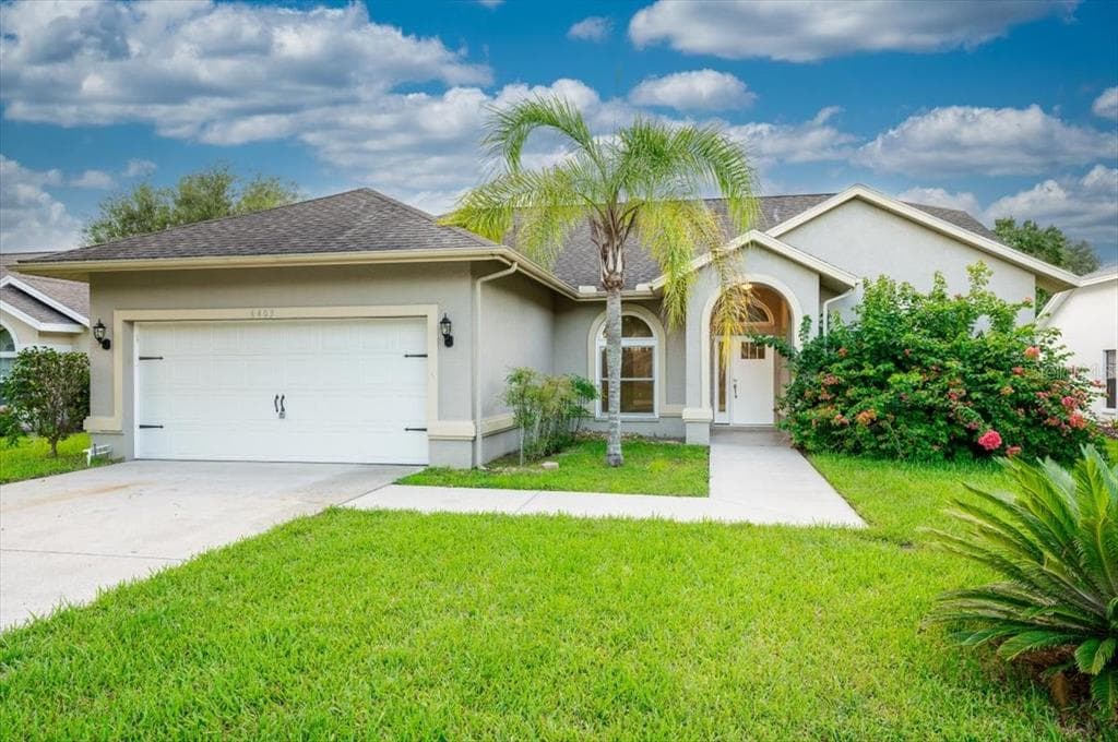 6403 SILVER OAKS DRIVE ZEPHYRHILLS, FL 33542