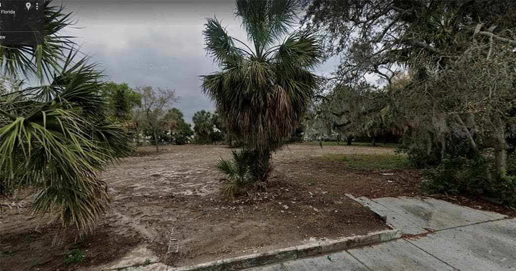 BOYER STREET TARPON SPRINGS, FL 34689