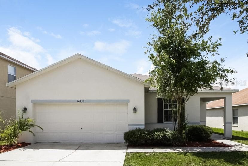 10935 SUBTLE TRAIL DRIVE RIVERVIEW, FL 33579