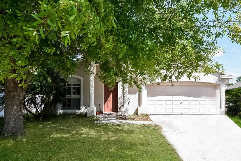30823 BIRDHOUSE DRIVE ZEPHYRHILLS, FL 33545