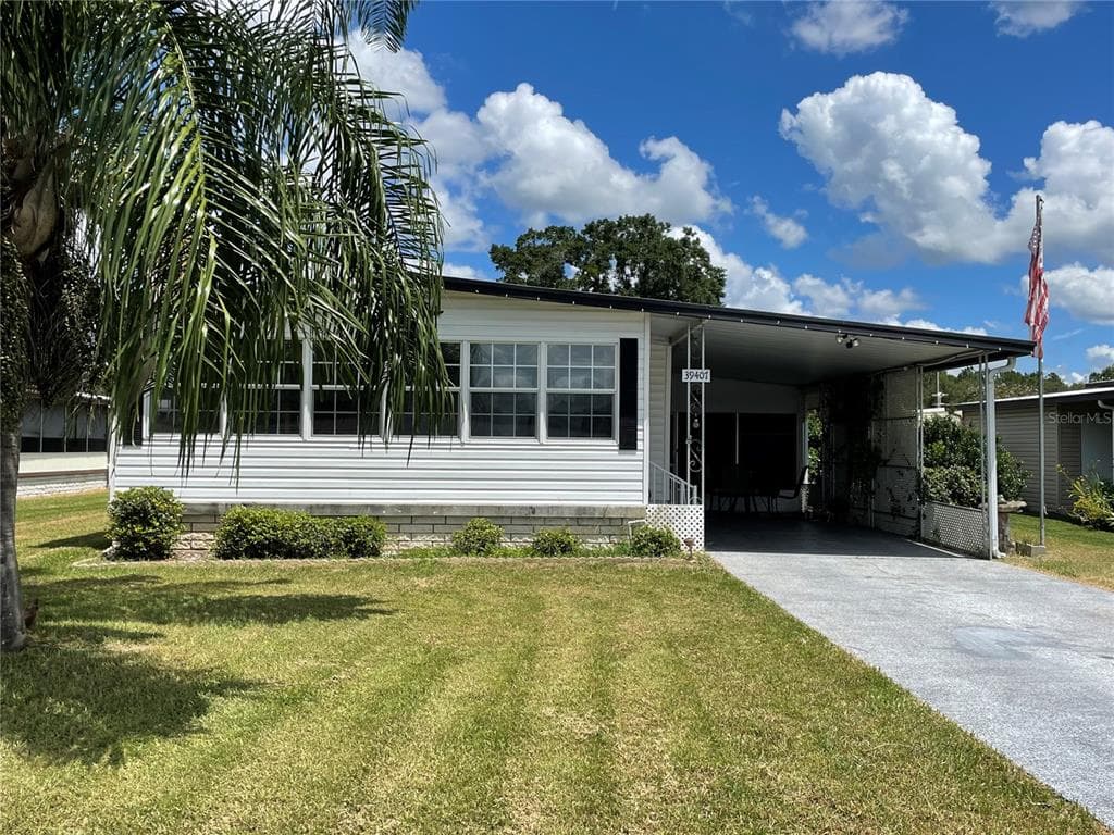 39407 STERLING DRIVE ZEPHYRHILLS, FL 33542