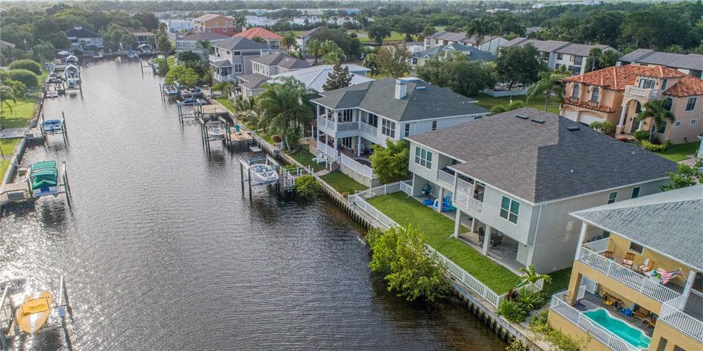 327 MANATEE LANE