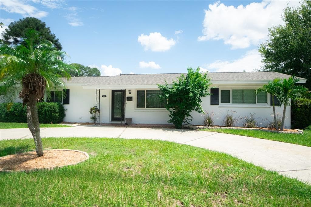 1601 40TH STREET N ST PETERSBURG, FL 33713