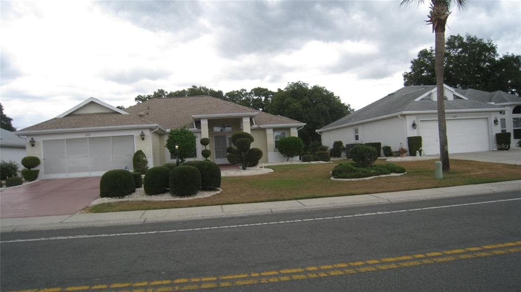 2017 E DEL WEBB BOULEVARD SUN CITY CENTER, FL 33573