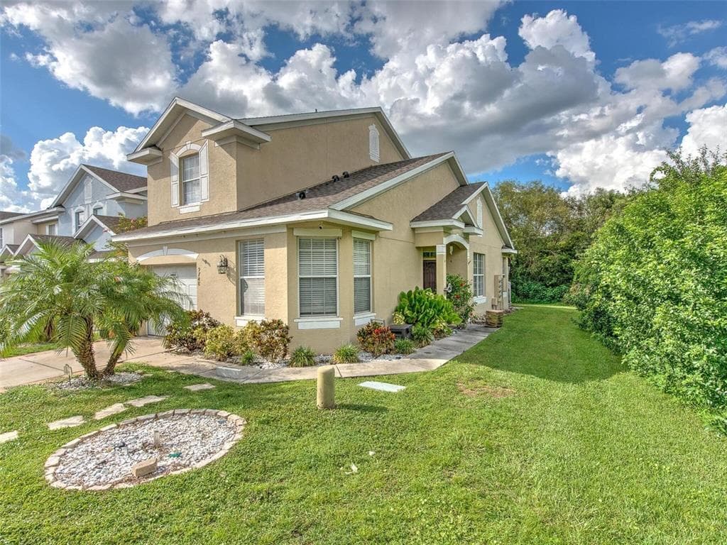 9748 CARLSDALE DRIVE RIVERVIEW, FL 33578