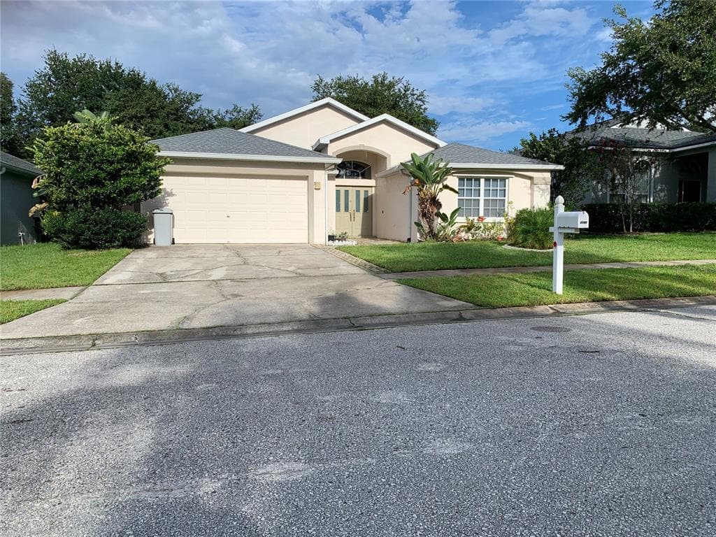 5145 ENGLEWOOD LANE ZEPHYRHILLS, FL 33541