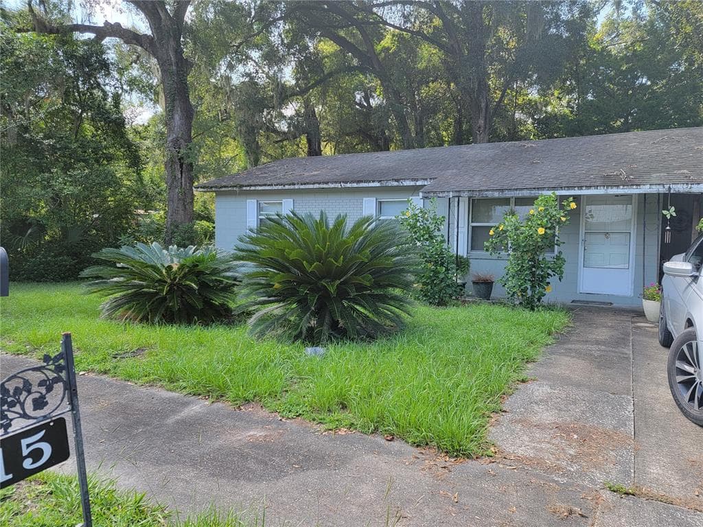 615 E PARK AVENUE CHIEFLAND, FL 32626