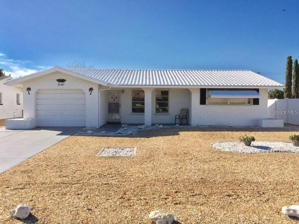 10403 VIRIDIAN DRIVE PORT RICHEY, FL 34668