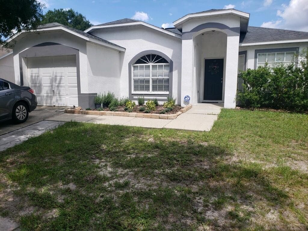 11944 LARK SONG LOOP RIVERVIEW, FL 33579