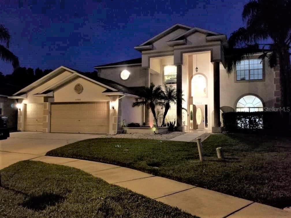 27000 SEA BREEZE WAY WESLEY CHAPEL, FL 33544