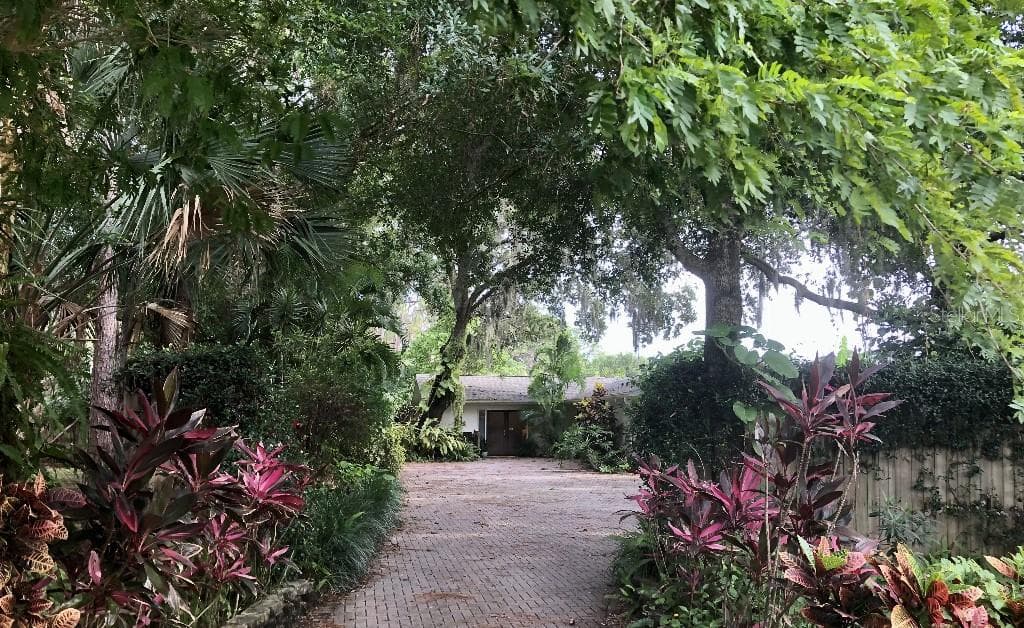 3808 WISTERIA STREET SARASOTA, FL 34232