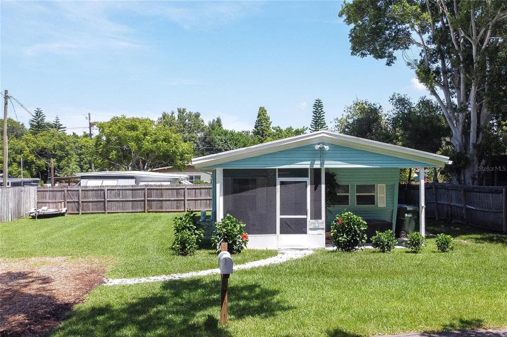 14349 JOSEPHINE ROAD LARGO, FL 33774