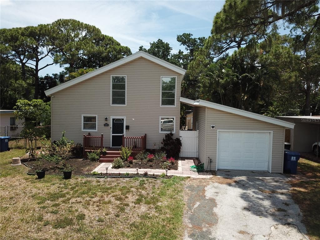 3942 ARKANSAS AVENUE NE ST PETERSBURG, FL 33703