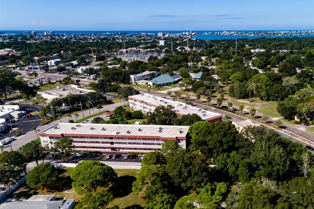 6645 1ST AVENUE N UNIT 309 ST PETERSBURG, FL 33710