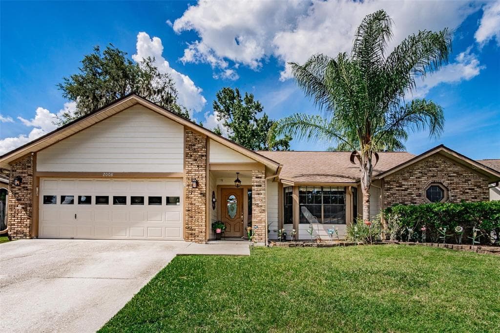 2008 RIVER CROSSING DRIVE VALRICO, FL 33596