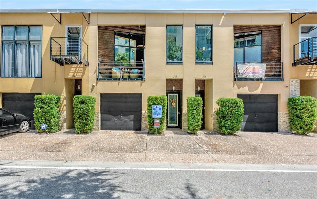 1310 E WASHINGTON STREET TAMPA, FL 33602