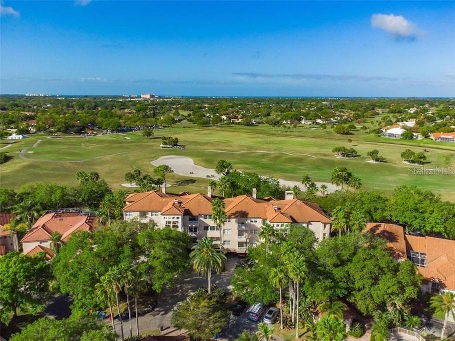 7344 REGINA ROYALE UNIT 69 SARASOTA, FL 34238