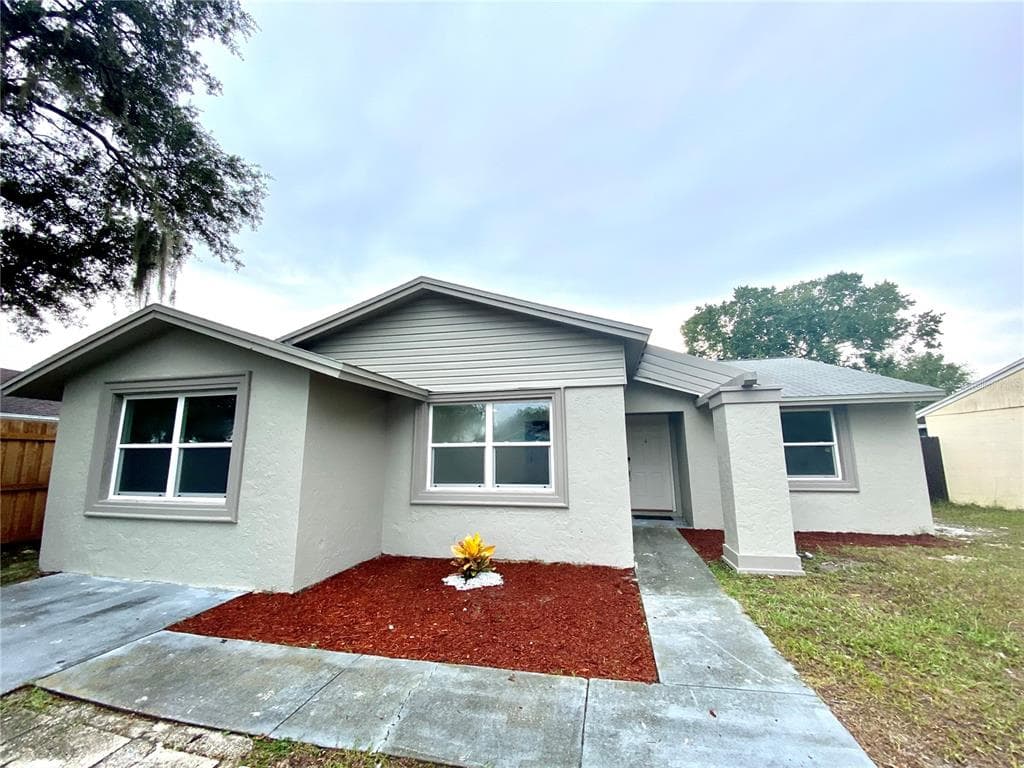 12416 QUEENSLAND LANE