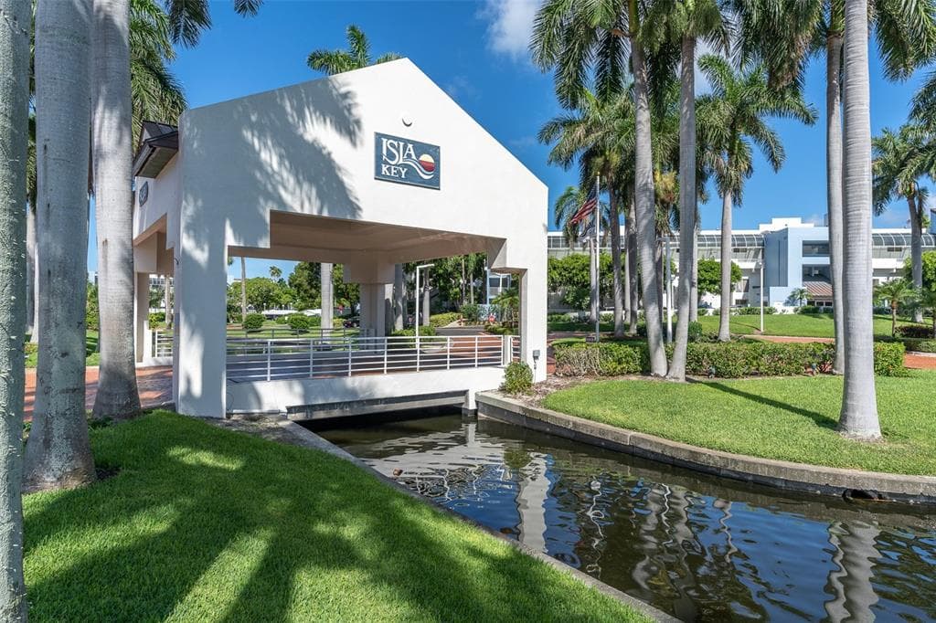 5153 ISLA KEY BOULEVARD S UNIT 410
